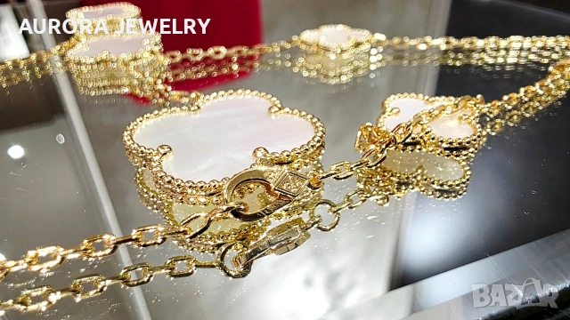 Van Cleef & Arpels VCA 6 Motifs Gold Mother of Pearl Magic Alhambra Clover Дамско Колие, снимка 8 - Колиета, медальони, синджири - 54133407