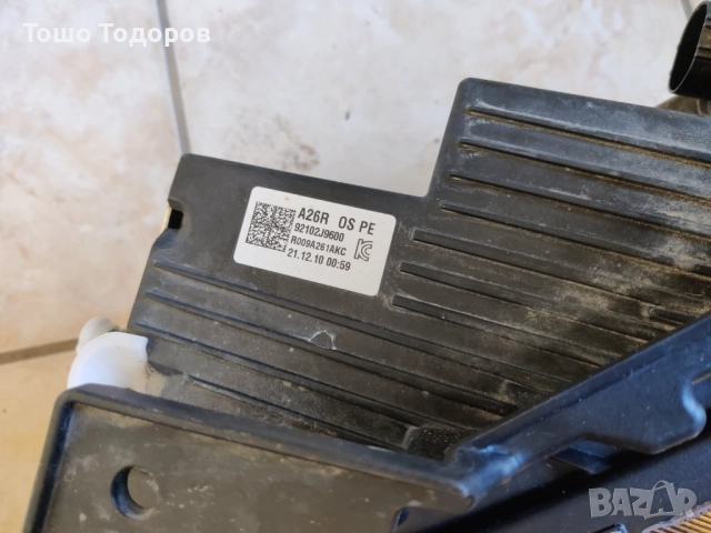 десен фар Hyundai Kona, снимка 4 - Части - 52791661