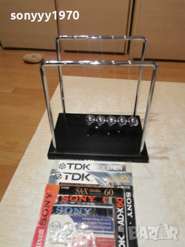 Люлката на Нютон 18Х18Х12СМ 1401261736, снимка 8 - Колекции - 53099163