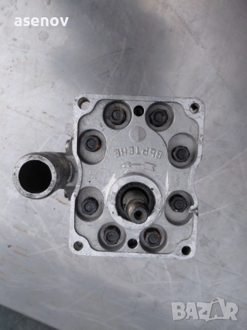 хидравлични помпи, снимка 10 - Други машини и части - 52157373