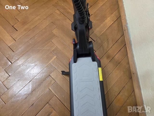 Електрическа тротинетка KUGOO S1 Plus 30 км/ч, автономия 25 км, 350W, снимка 11 - Велосипеди - 52356163