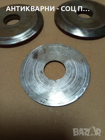 Комплект Стари Шайби Притискателни Дискове За Оси Валове 0.900кг Отвор 25мм., снимка 4 - Антикварни и старинни предмети - 50114087