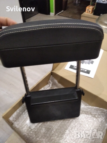 Универсален подлакътник за кола, снимка 2 - Аксесоари и консумативи - 52008629