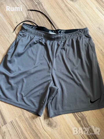 Оригинални къси сиви мъжки панталони NIKE DRI-FIT ! 2XL, снимка 1