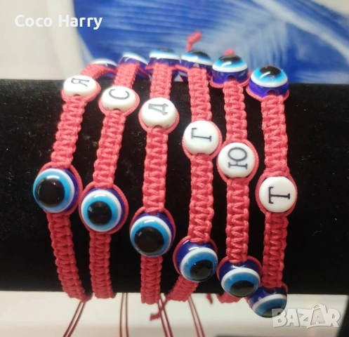 Гривна с буква и синьо око,на червен конец,за деца и възрастни,ръчна изработка, снимка 2 - Шноли, диадеми, ленти - 53047301