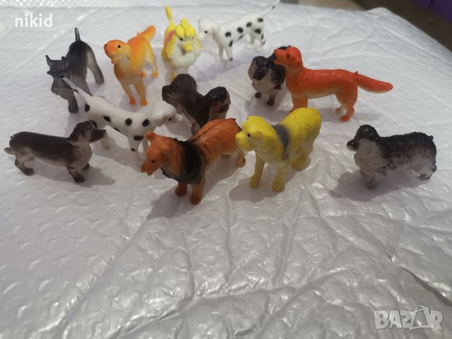 12 бр малки кучета куче кученца пластмасови фигурки фигурка играчки играчка и украса торта, снимка 2 - Фигурки - 37055773