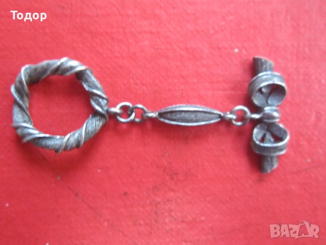 Невероятен знак емблема значка Кристиан Диор , снимка 5 - Колекции - 36788438