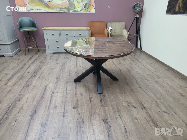 Дизайнерска кръгла дървена трапезна маса "Kiara" с черни метални крака