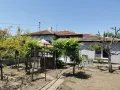 Къща в с. Обнова, снимка 3