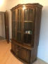 Масивен много красив и запазен бюфет-витрина, снимка 2