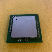 Чисто Нов Процесор Intel Xeon 3 GHz SL7ZF Сокет 604 CPU 3.00GHz 2MB, снимка 2 - Процесори - 44719991