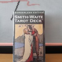Таро карти 12смх7см с книжка: Smith-Waite Borderless Edition Tarot, снимка 1 - Карти за игра - 37421622