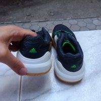 Оригинални маратонки на дупки Adidas , снимка 3 - Детски маратонки - 29367700