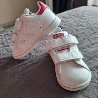Маратонки Adidas , снимка 1 - Бебешки обувки - 44709703