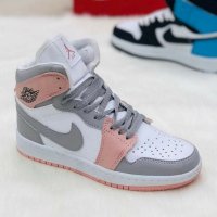 Дамски маратонки Nike Air Jordan , снимка 1 - Джапанки - 42194989