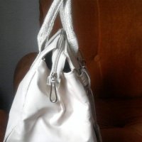 Нова елегантна дамска чанта, снимка 3 - Чанти - 34174042