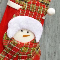 1834 Голям коледен чорап за украса или подаръци Дядо Коледа и Снежко, снимка 4 - Декорация за дома - 30786012