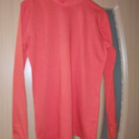 Дамско полу, снимка 1 - Блузи с дълъг ръкав и пуловери - 42611760