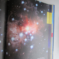 Космосът Енциклопедия с твърди корици Книгомания, снимка 6 - Енциклопедии, справочници - 44653888