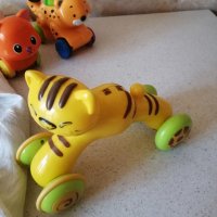 Сет от 3 детски играчки - котета на колелца (пластмаса) . Комплект - 18 лв , снимка 3 - Коли, камиони, мотори, писти - 32014354