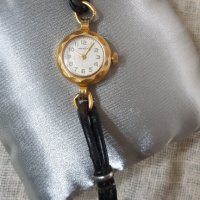Позлатен дамски руски механичен часовник "Чайка", снимка 1 - Антикварни и старинни предмети - 31180128