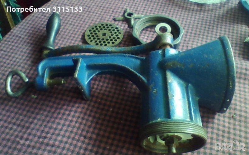 Ръчна машина за мелене на месо , снимка 1