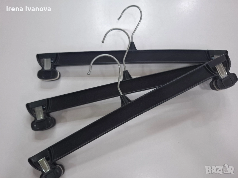 Закачалки тип "рамо" и "щипка", снимка 1