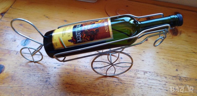 Метална стойка за бутилка вино, снимка 1
