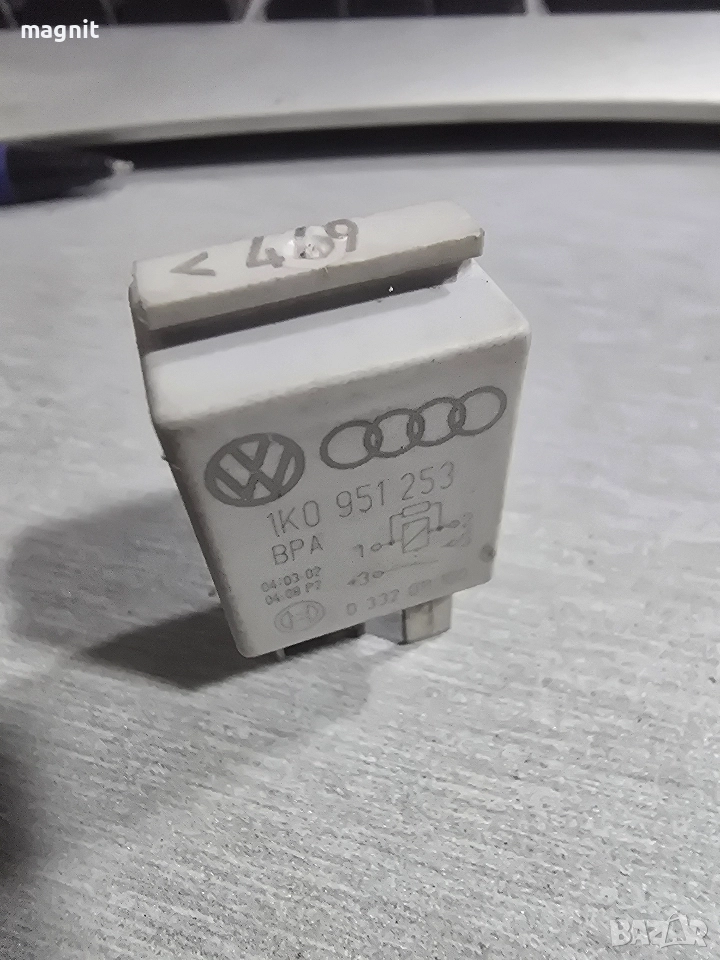 1K0951253 Реле 449 за Фолксваген Ауди Сеат Шкода VW Audi Seat Skoda, снимка 1