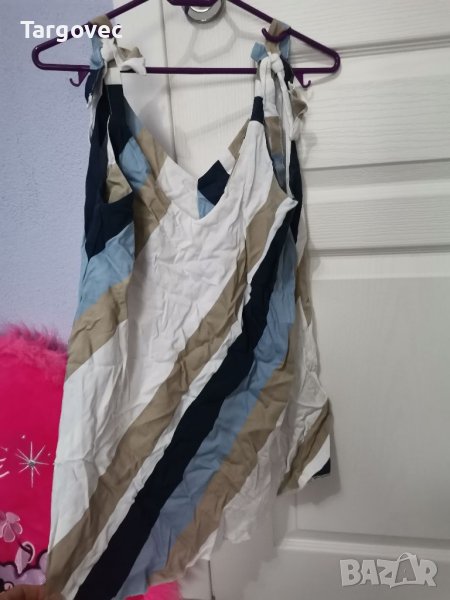 Дамски топ нов, снимка 1