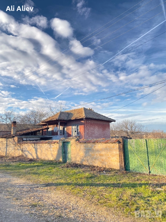 Двуетажна къща , снимка 1
