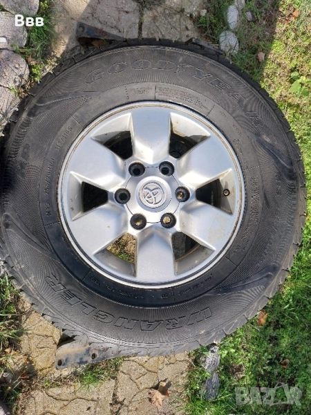 255 70 15 лети джанти за Тойота. , снимка 1