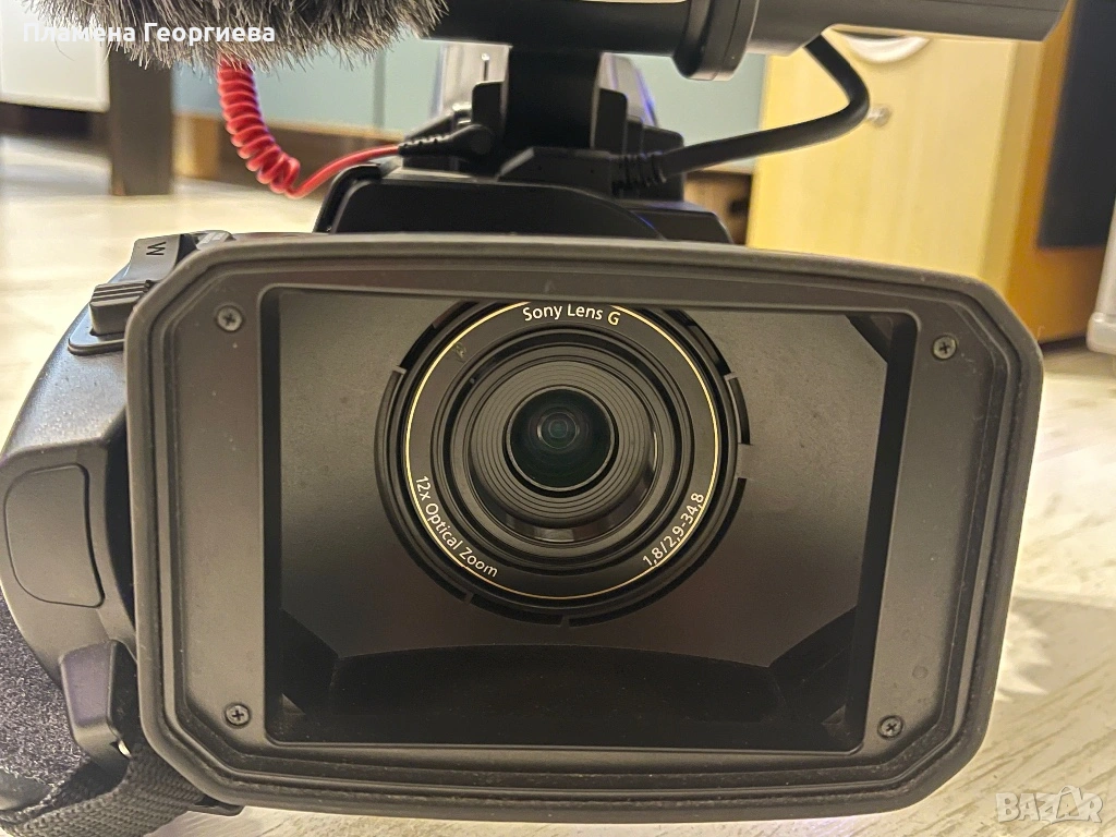 Sony HXR-MC2500 – Професионална HD видеокамера, снимка 1