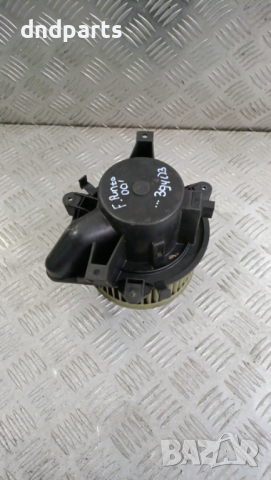 Вентилатор парно Fiat Punto 2000г.	