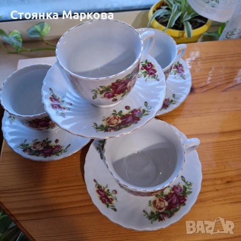 Холандски порцеланов комплект, снимка 3 - Чаши - 53263212