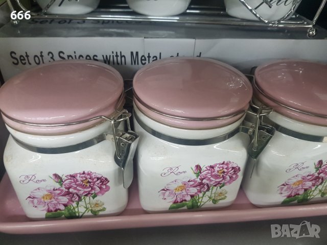 Бурканчета с поставка, снимка 5 - Аксесоари за кухня - 40771856