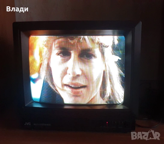 Видеокасетофон VHS Panasonic NV-F70B, снимка 15 - Плейъри, домашно кино, прожектори - 54024979