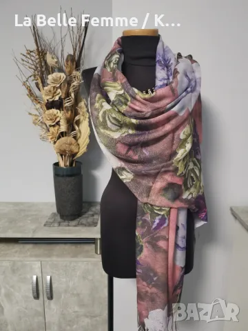 Красиви дамски шалове изработени от памук и лен и коприна, снимка 4 - Шалове - 49840497