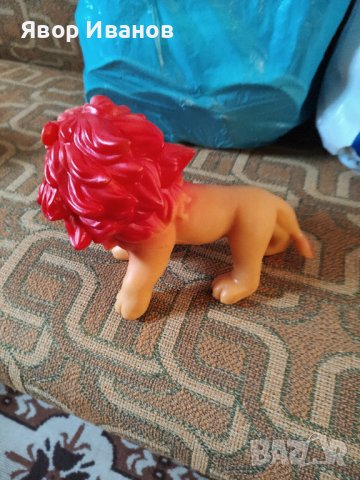 Продавам пеещи играчки, книжки, синтезатор, разни играчки, снимка 10 - Електрически играчки - 40191341