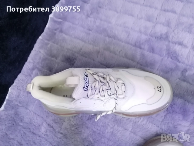 Валенсиага Чисто нови 42 номер