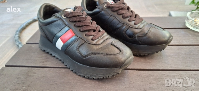 tommy hilfiger  tommy jeans 