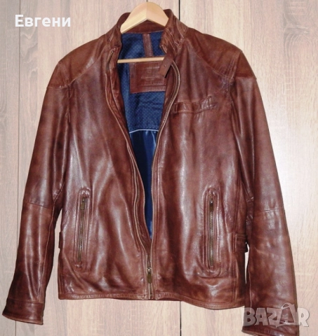 Кожено яке на испанската марка Massimo Dutti