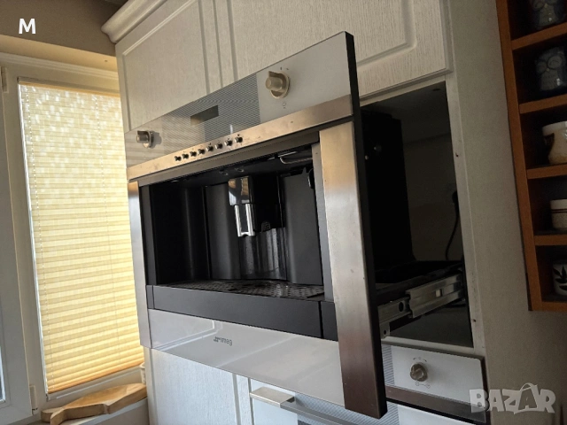 Кафемашина за вграждане SMEG, снимка 5 - Кафемашини - 54048068