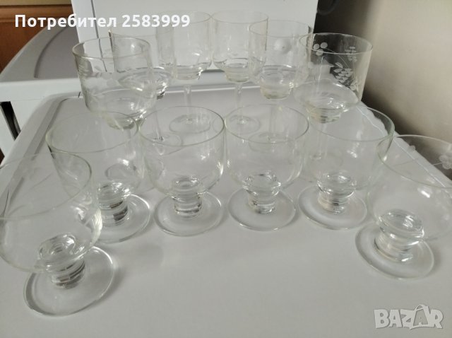 РЕТРО кристални чаши 6 бр.за ракия 6 бр.вино 