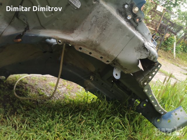 Нисан x trial предна дясна греда и колона, снимка 2 - Части - 40717154