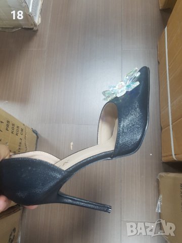 Обувки, снимка 2 - Дамски ежедневни обувки - 40593177