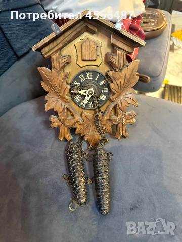 Стар механичен часовник