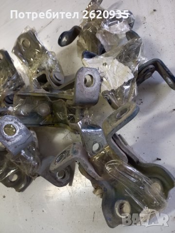 Панта врата тойота ярис 2006-20011 всички налични , снимка 4 - Части - 44241715