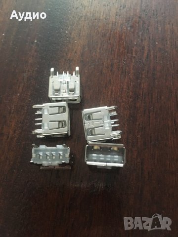 ОРИГИНАЛНИ USB букси за панели на CD-та PIONEER също така и в черно, снимка 9 - Аксесоари и консумативи - 27230976