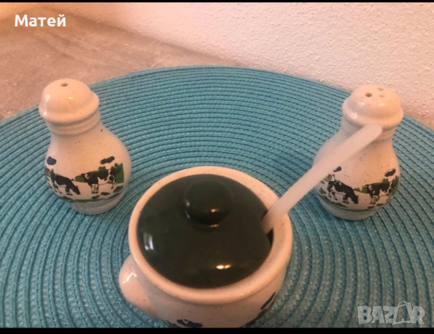 Порцеланов комплект от 3 части* Солница* Пиперница* Съд за горчица, снимка 4 - Аксесоари за кухня - 52260583